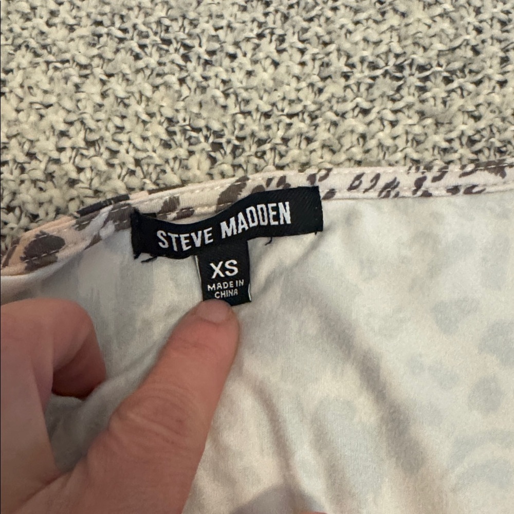Steve Madden Leopard Print Long Sleeve Bodysuit – Size XS - Picture 2 of 4